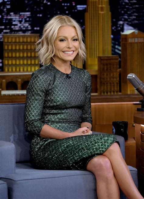 Our naked celebs content about Kelly Ripa. . Naked photos of kelly ripa